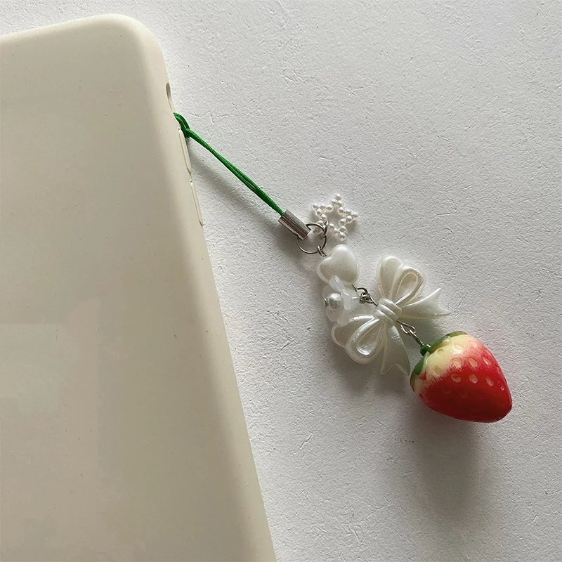 Sweet Y2K Cute Strawberry Mobile Phone Lanyard Lovely Fruits Phone Chain For Girls Aesthetic Cellphone Keychain