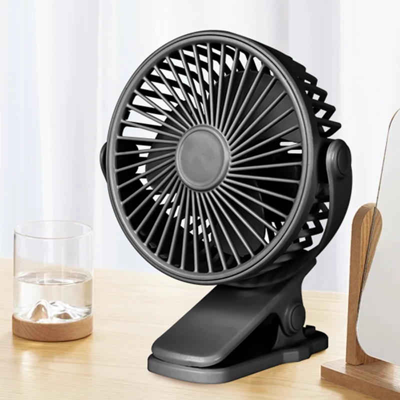 Sdf802a7944da4f4bac5fcedf9777d1722-4.webp Mini clip electric fan, which can rotate 180 degrees. The stand supports USB charging, and multiple gears can be adjusted.